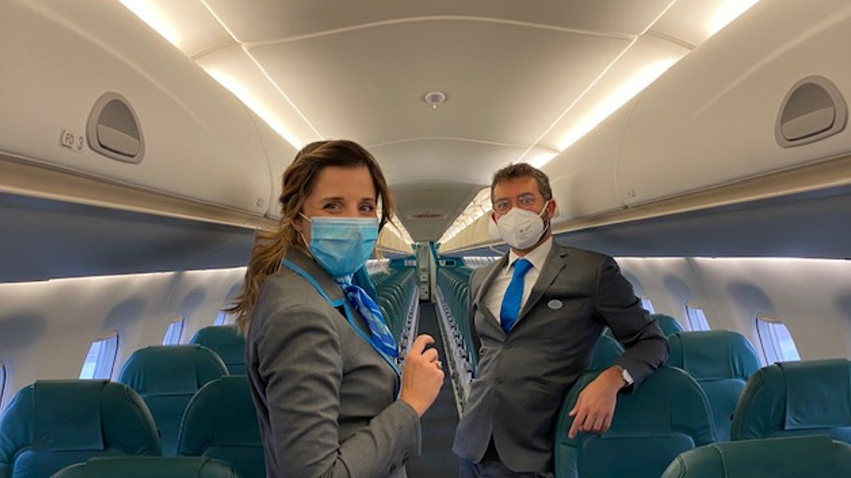 Air_Dolomiti's tweet photo. Our crew is always happy to welcome you on board. ✈️
Thank you, Marta and Francesco, for keeping on smiling with your eyes! ❤️😊
#WeAreAirDolomiti #AirDolomiti #AdAstra #Settimocielo #BackInTheSkyTogether
#WeCare #StrongerTogether #HereForYou https://t.co/qlnJIY4COF