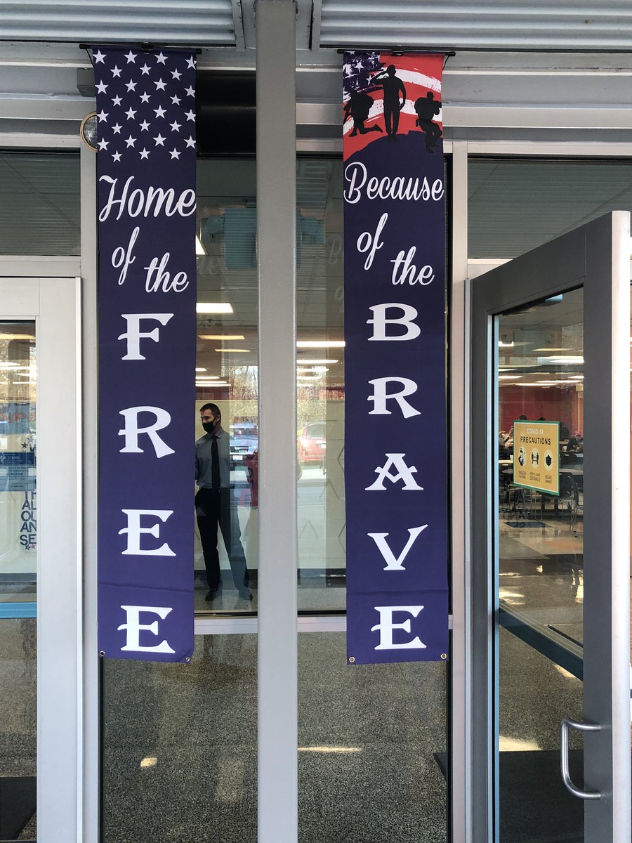 EDMScott tweet media