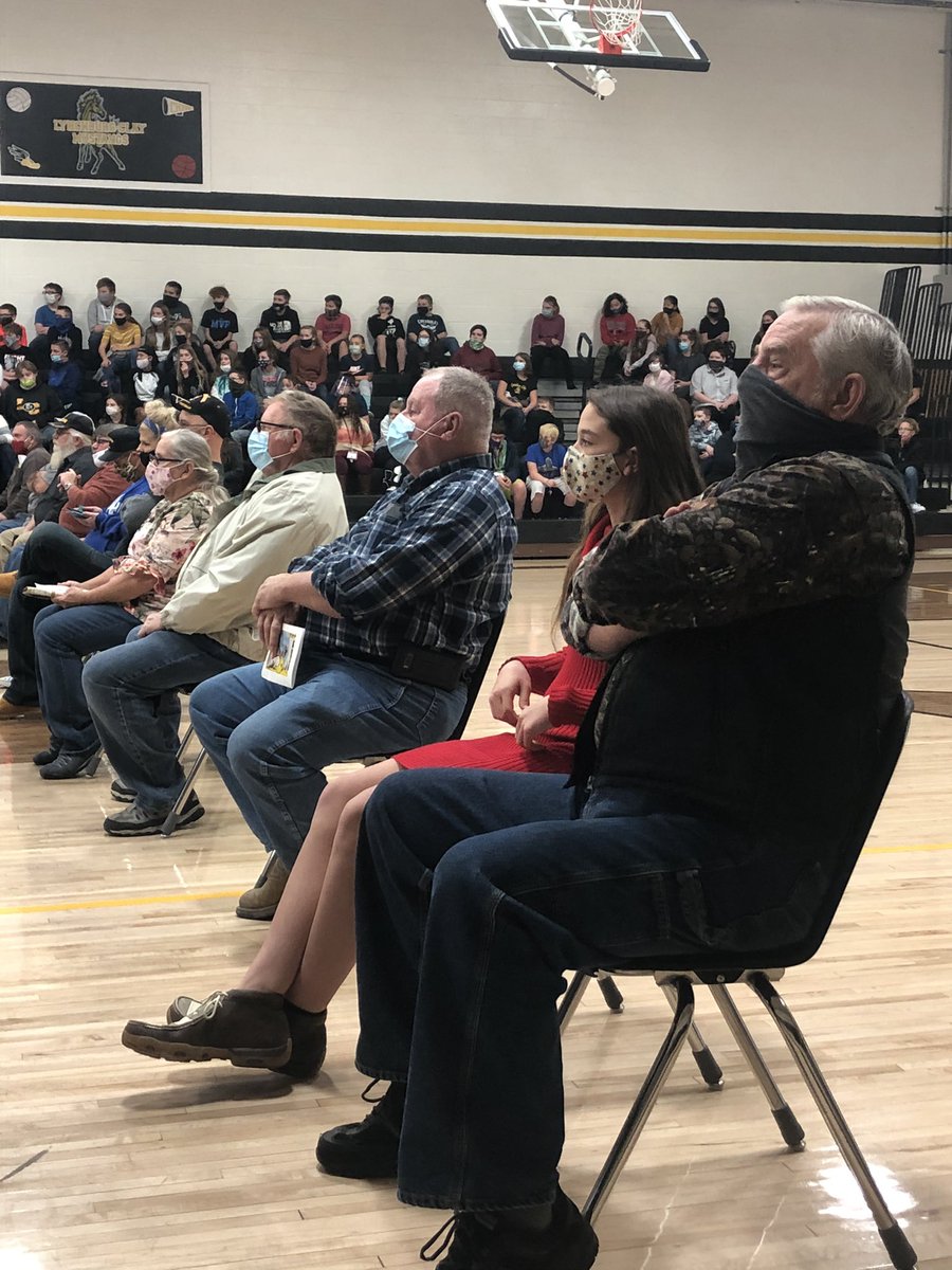 EDMScott tweet media