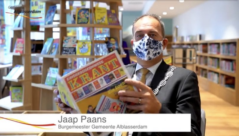 JGAPaans's tweet photo. Het verkleinen van de kans op Corona besmetting begint bij ons zelf. Dus ik was mijn handen stuk, gebruik de desinfecteer pompjes en hygiënische doekjes, houdt afstand én draag mondkapjes. Niet alleen waar het moet, ook waar het kan. Goed gedrag begint bij? Juist, jezelf! #doemee https://t.co/QxGzTxnLj9