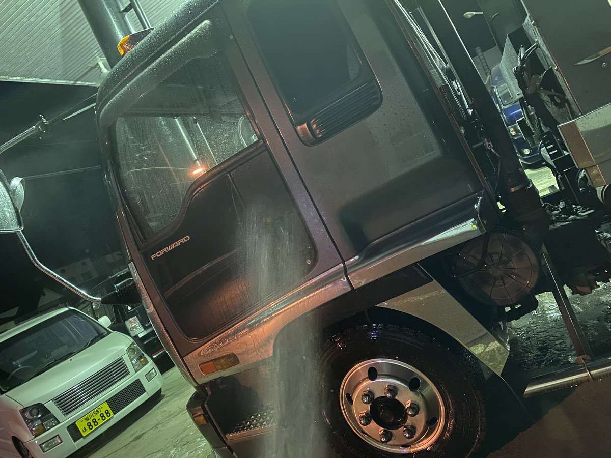 National 山岡家 くっそハードすぎた タイヤ交換に引取り 事故レッカーにちょいと苦戦 明日の函館準備 あとは明日早出して最終チェック洗車コーティングしたら函館日帰りの旅へ さて帰ろう