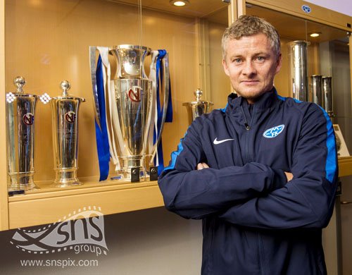 OGS was their manager between 2011-2013 and 2015-2018. How hopeless must you be to give him the job again?He won 3 trophies for them. Their league definitely is shit then...