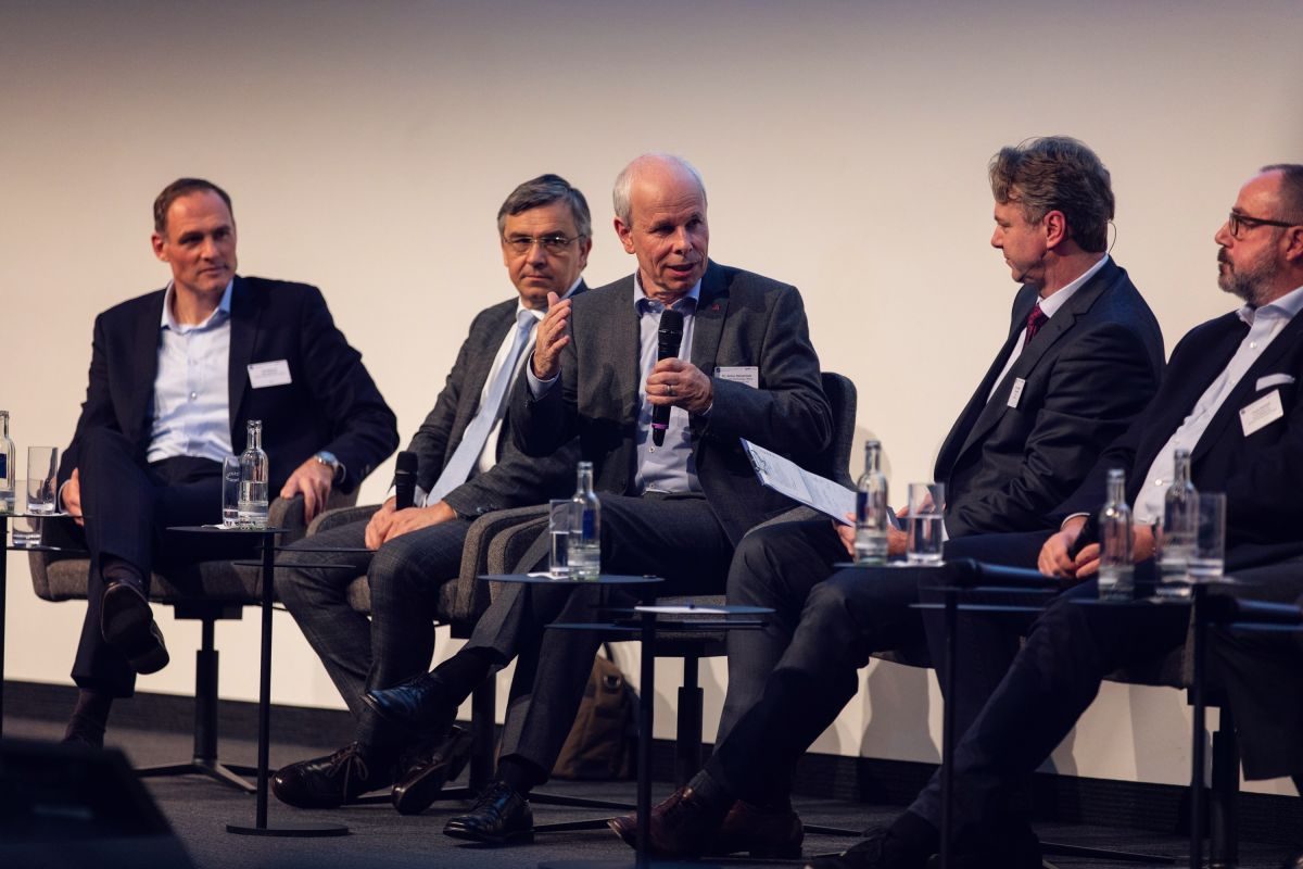 qpointworld's tweet photo. Sichern Sie sich noch bis 16.11.2020 Ihr Freiticket für das Construction Equipment Forum 2020 unter https://t.co/HQtnN5Z1ju und besuchen Sie uns am Stand 24 um alles über zukunftsorientierte Lösungen für den Maschinenbereich zu erfahren!

#qpoint #thebrightsite #cef2020 https://t.co/7fE9KxbGIB