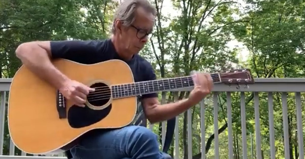 DMBMamas's tweet photo. @TimReynoldsTR3 😎🎸
#UPOSPOTUS 🙏♥️🇺🇲
https://t.co/7Pel7xXDkR https://t.co/0eIWhK6x2P