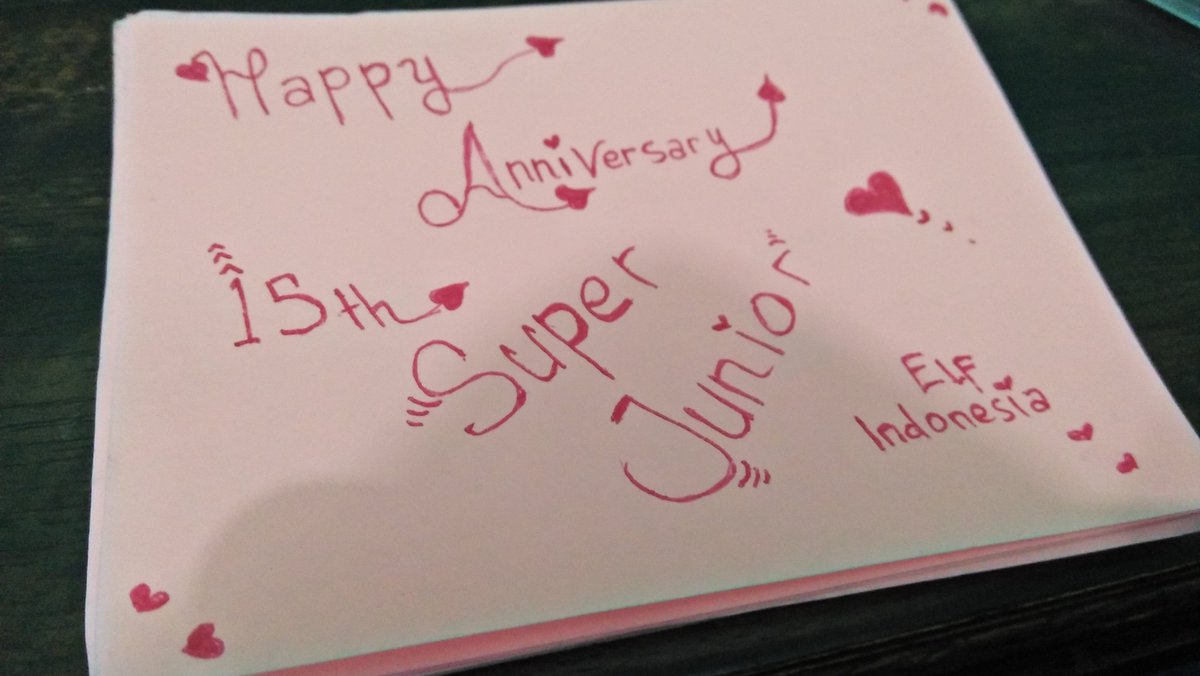Putryyuli2's tweet photo. #15thAnniv_WalkTogether 
#슈퍼주니어_15주년_다_죽여
#달려온15주년_손잡고걸을까 
#슈퍼주니어 #SUPERJUNIOR #ELF𓆗 https://t.co/xnGfFKYiTg