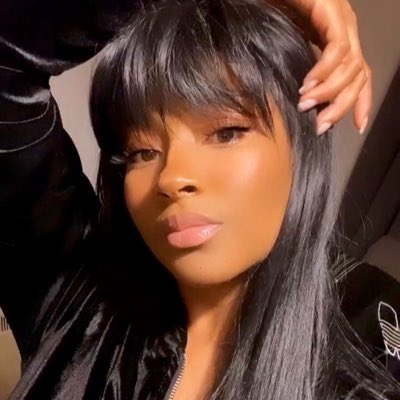 RaeAdore's tweet photo. I'm officially back babyyyy. Twitter peoples wasssssz good? #NewProfilePic https://t.co/rmiLMHYeAk