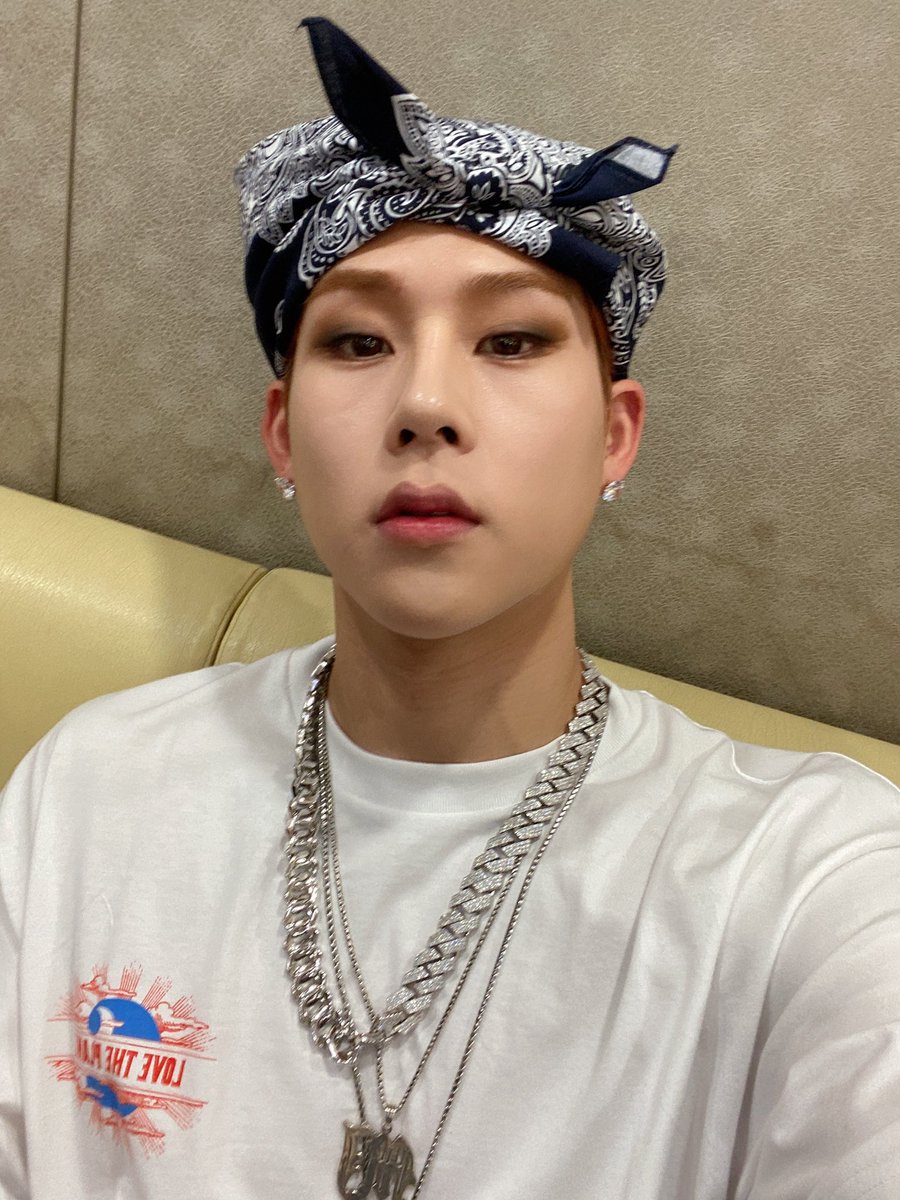 OfficialMONSTAX's tweet image. 힙하게 해본 비스트모드 몬베베 어땠어? 내일도 잘해볼겡~ 오늘 잘자고 내꿈꺼 ㅋㅋ #주헌