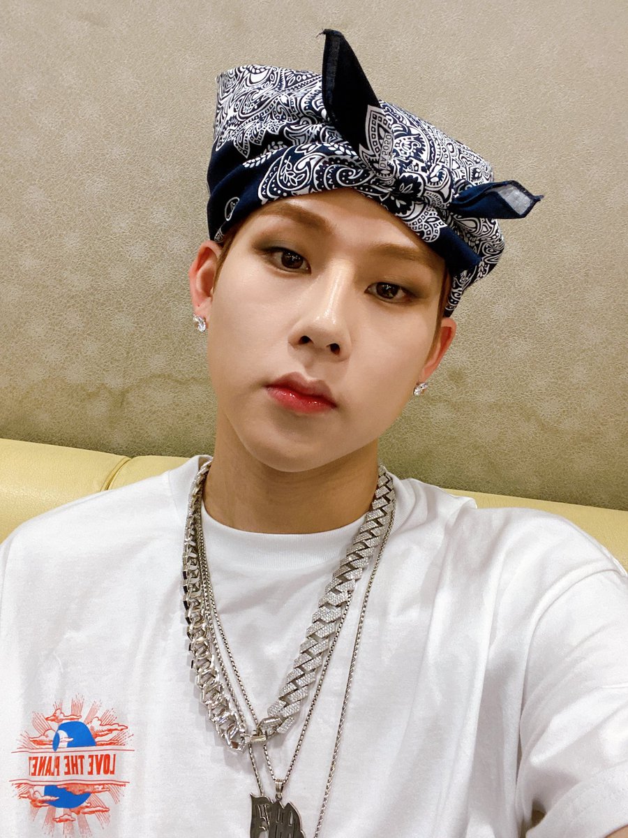 OfficialMONSTAX's tweet image. 힙하게 해본 비스트모드 몬베베 어땠어? 내일도 잘해볼겡~ 오늘 잘자고 내꿈꺼 ㅋㅋ #주헌