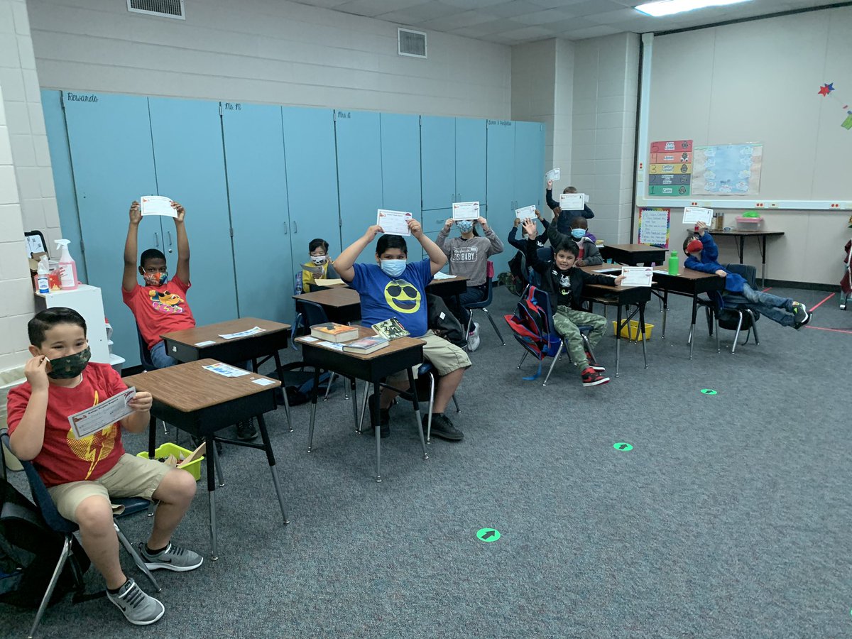 Our ENTIRE class earned praise reports today! So proud of these kiddos for working hard! 👏🏻 <a href="/KaiserKISD/">Kaiser Elementary</a> <a href="/_missmelendez/">Jessica Melendez</a> #kisdteamspedp2p #kisdmagicalmoments #roped2learn