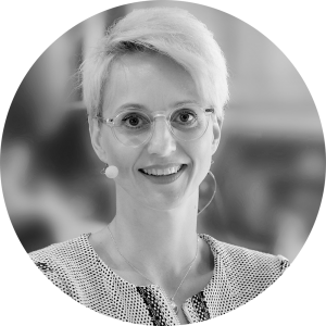 OvationMagazin's tweet photo. Valeska Haaf @HaafValeska ist die neue Pressesprecherin für den Bereich Digital Industries (DI) bei @Siemens_Austria https://t.co/RNsM8QoKKM #siemens #Karriere #Karrieresprung #OVATION #Interview #Presse #Medien #Aufstieg #Medienbeobachtung #Kommunikation https://t.co/IiVq5bPSL9