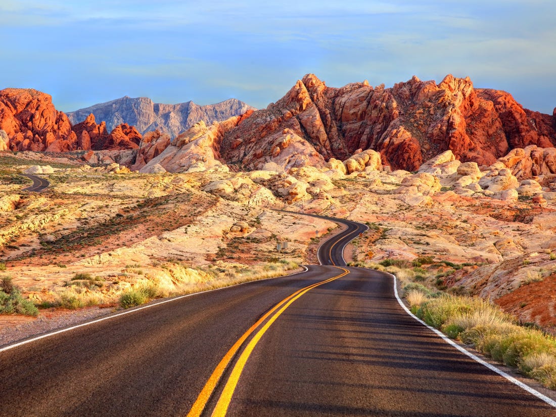 TravelPediaIT's tweet photo. Imagine #driving with this #view...

#Nevada #roads #TRAVEL #travelling https://t.co/zfO8FlSMb3