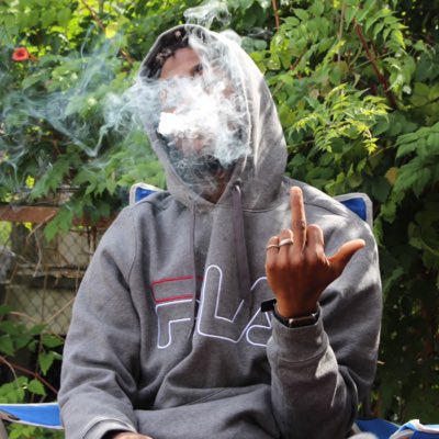 quez__kid's tweet photo. #NewProfilePic https://t.co/qjKW0moBbb
