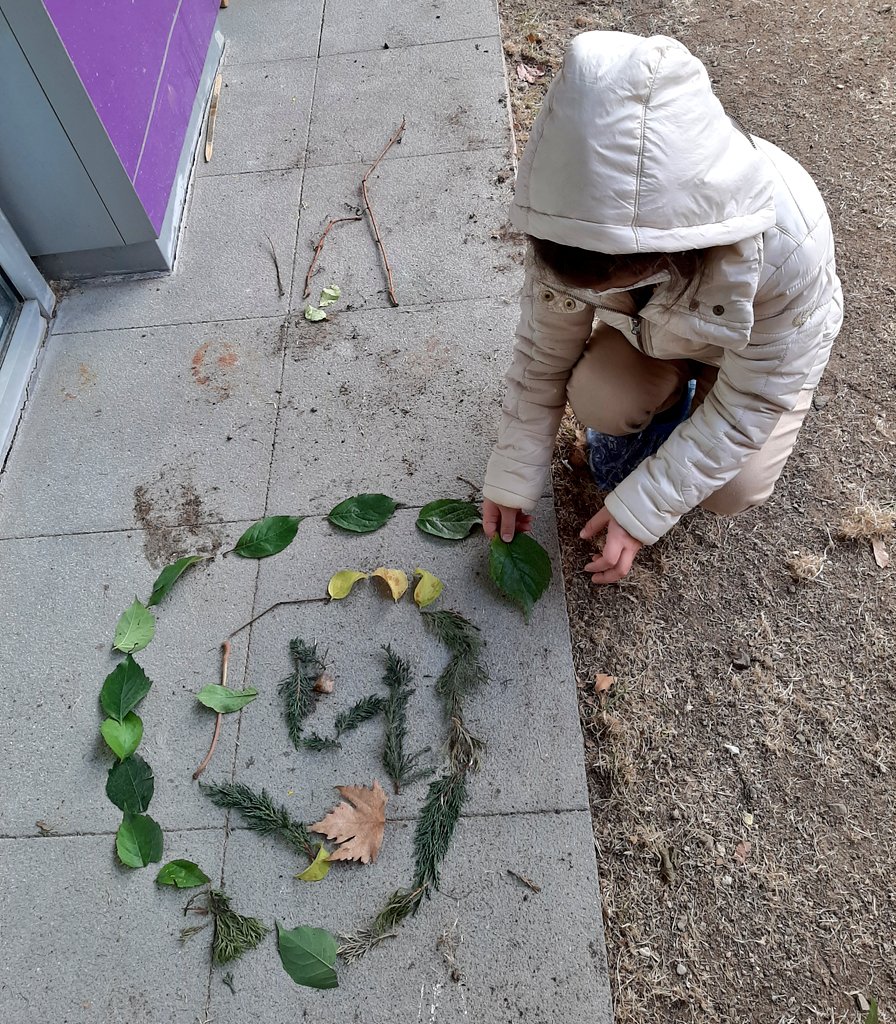 Uğur Okulları olarak bu yıl Okul Dışarıda Günü’nü doğa ile kurduğumuz bağları güçlendirmek ve açık havada geçirilen zamanın önemine dikkat çekmek amacıyla“Açık Havayı Seviyorum”temasıyla kutluyoruz.
<a href="/nilcicek/">Nil Çiçek</a>
<a href="/ardaergez/">Arda ERGEZ</a> 
<a href="/elifkarakusugur/">Elif Karakuş</a> 
<a href="/TYorulmazlar/">Tuğçe Lale Yorulmazlar, MA</a> 
<a href="/meltemsaricii/">Meltem Duygu SARICI</a> 
<a href="/BalgatUAL/">UĞUR OKULLARI BALGAT KAMPÜSÜ</a>