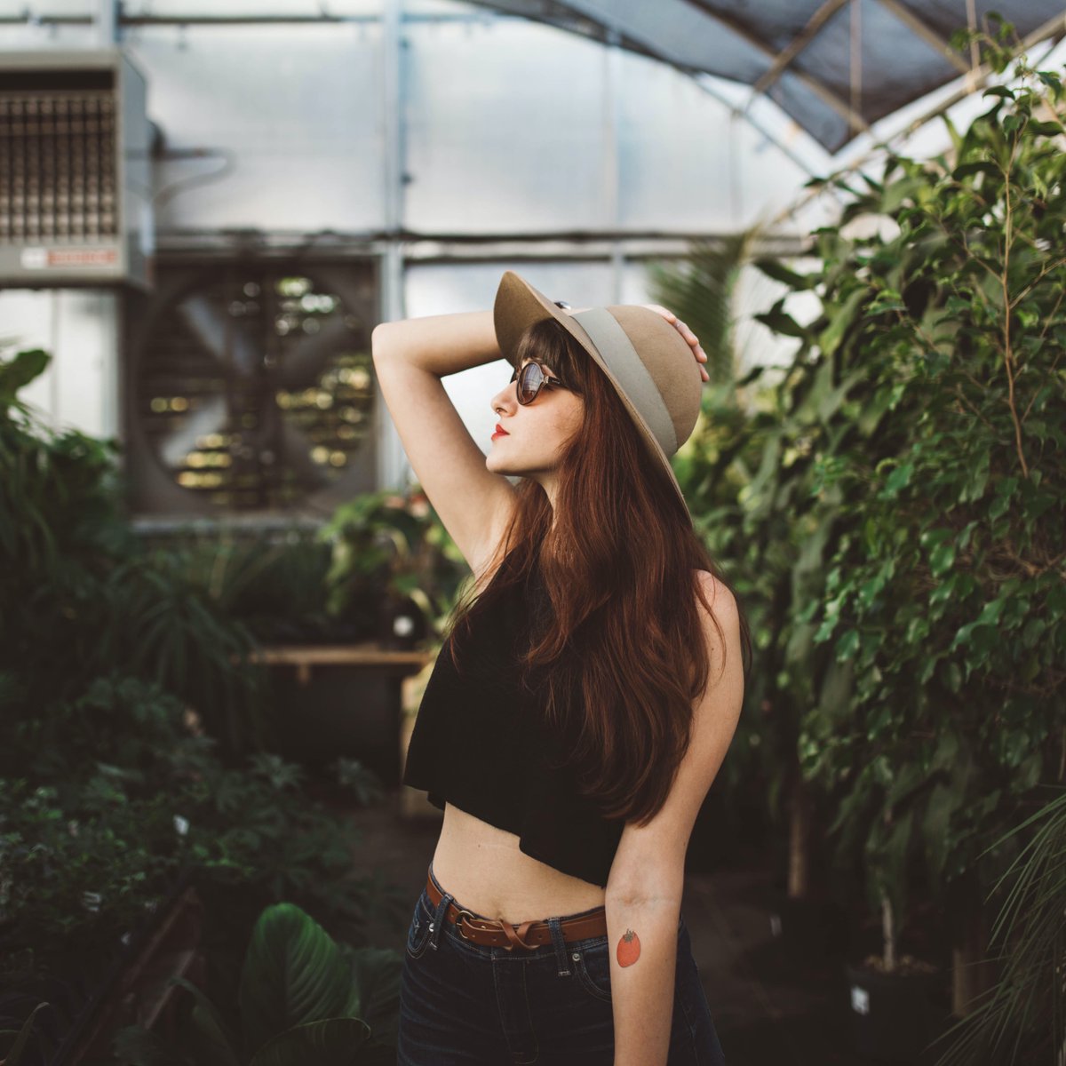 You are WORTHY! Let go of the belief that you are less than! You deserve everything and more✨