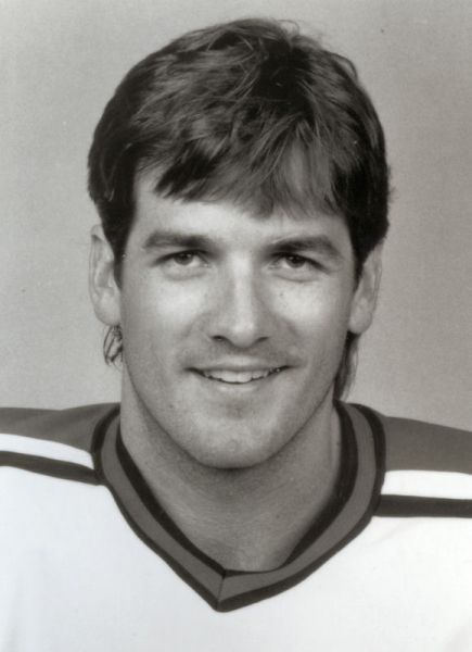 YouthHockeyHub's tweet photo. Congrats to Chris Justice (Bemidji) who was the 1st to guess our #LotzzaMotzza trivia quiz.

David Maley won a BHS state title with Edina in '82, NCAA title with Wisconsin in '83 and a Stanley Cup with Montreal in '86. 

There were several MN players with 2 of 3, but not all 3. https://t.co/obUz62hVJy