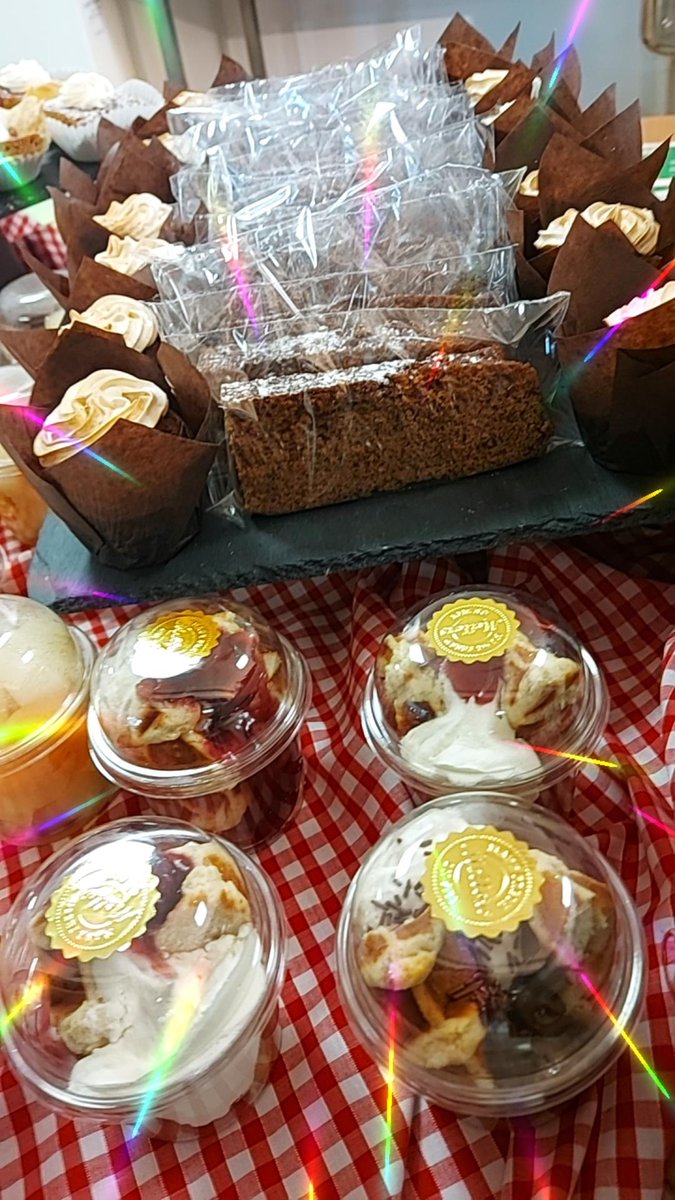 WillocksRachel's tweet photo. Celebrating Bonfire Night with theme day menu
@smrchs #BonfireNight2020 #AlwaysTimeForGoodFood
#BakingAtSchool #Foodies
@smrchs_head #Traditional #WrapUpWarm #StaySafe 
@Mellors @JohnCP_Connolly @mrtonybaloni @marklyons151162 https://t.co/Utvf8J8yjY