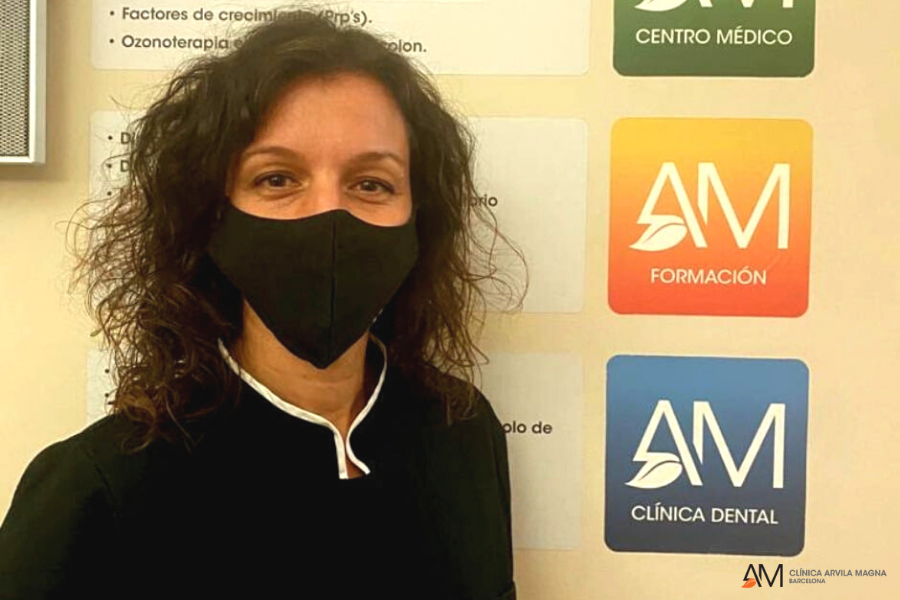 ArvilaMagna's tweet photo. ¿Cuáles son los principios de la medicina integrativa? Nos habla todo ello, Dra. Nuria López de la Clínica Arvila Magna, en una entrevista de radio con Pedro Riba en Luces en la Oscuridad https://t.co/v6e9jnqHqk #medicinaintegrativa #salud #paciente #barcelona #clínicaarvilamagna https://t.co/u4PW3327SS
