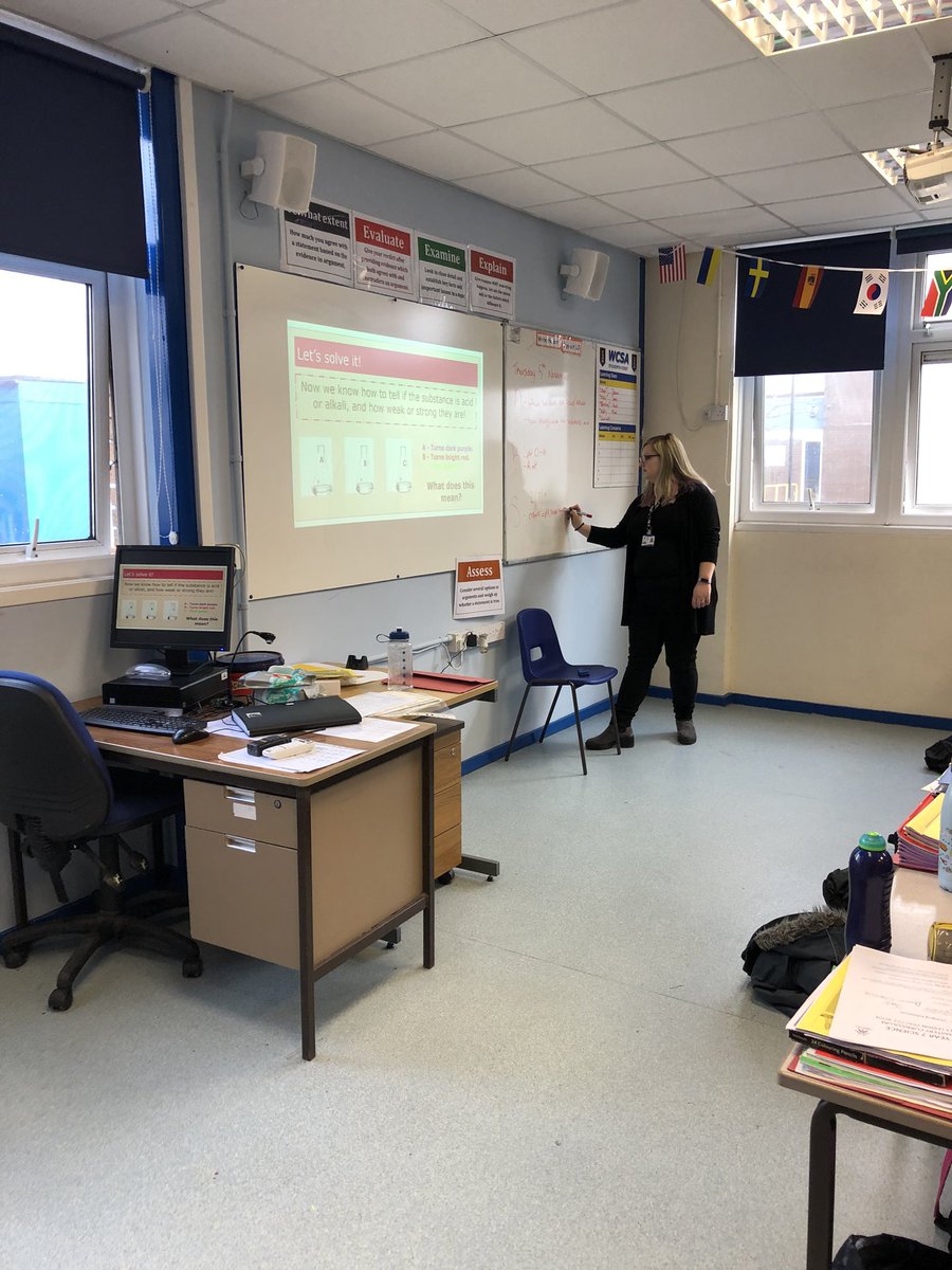 DanielsLou's tweet image. Acquire and Apply Phases of the Chemical Chemical changes pathway were being tackled in science today. Our trainees were scaffolding/ modelling and delivering the Mastery curriculum to year 7 very well @WCSAScience @PrincipalWCSA #lotsofquestions
