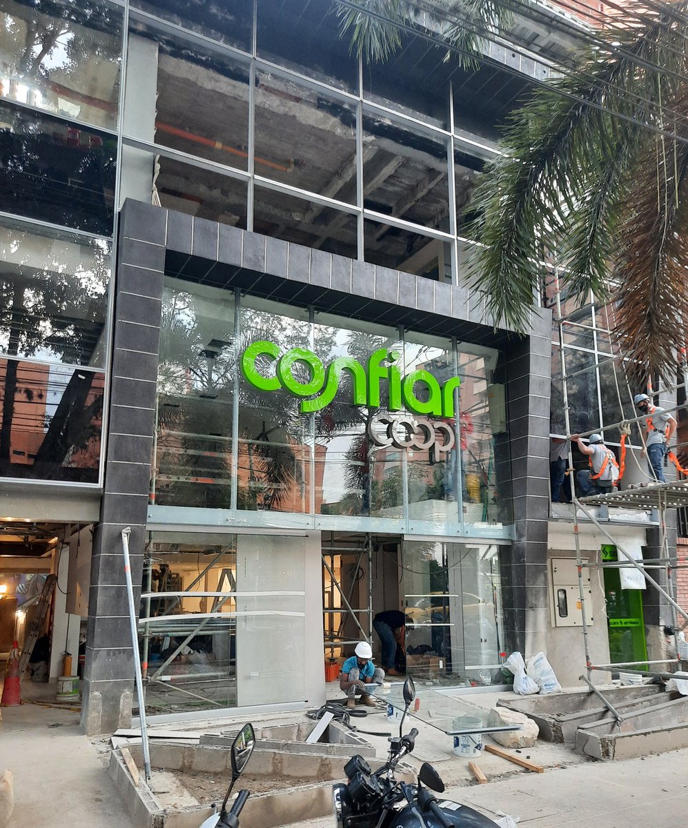 Oswleogo's tweet photo. Pronto, muy pronto Confiar, en el Barrio Laureles, de Medellín. Un territorio de bello y único  urbanismo para la ciudad, diseñado por el maestro Pedro Nel Gómez a solicitud de la Coop de empleados del Departamento de Ant. Dirigida  por el líder coop Francisco Luis Jimenez. https://t.co/ht5casu74c