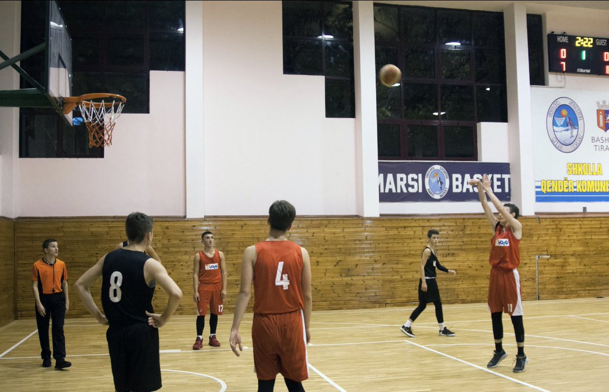 AldrinDalipi's tweet photo. Kampionati basketbollit për të rinj në Tiranë, kupa “Feti Fanaj” per ekipin Superior Basket🏀Veliaj: “Fetiu i dha kaq shumë Bashkisë së Tiranës, transformoi objektet arsimore”🙏🙏 https://t.co/IGMmzucnu8