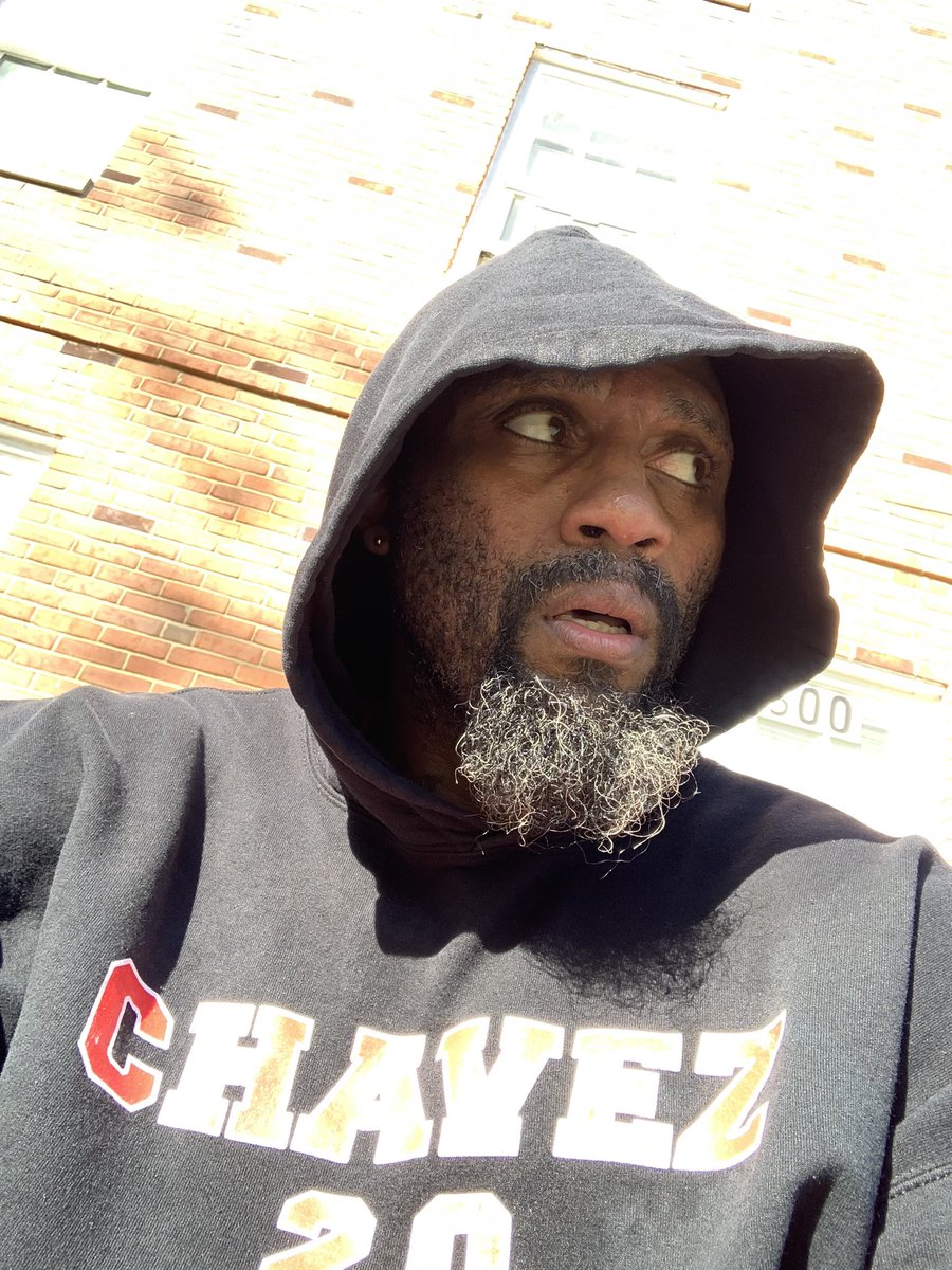 LordeJones's tweet photo. #KettleHELL is now in effect. Day 4 is done, and I owe @ZillaRocca a huge mea culpa because Albert Einstein is fucking great! I hated this for some reason when it dropped, smh. I did hills today too, so yikes. #WhoopHive JihaD https://t.co/lAugZOlpxF