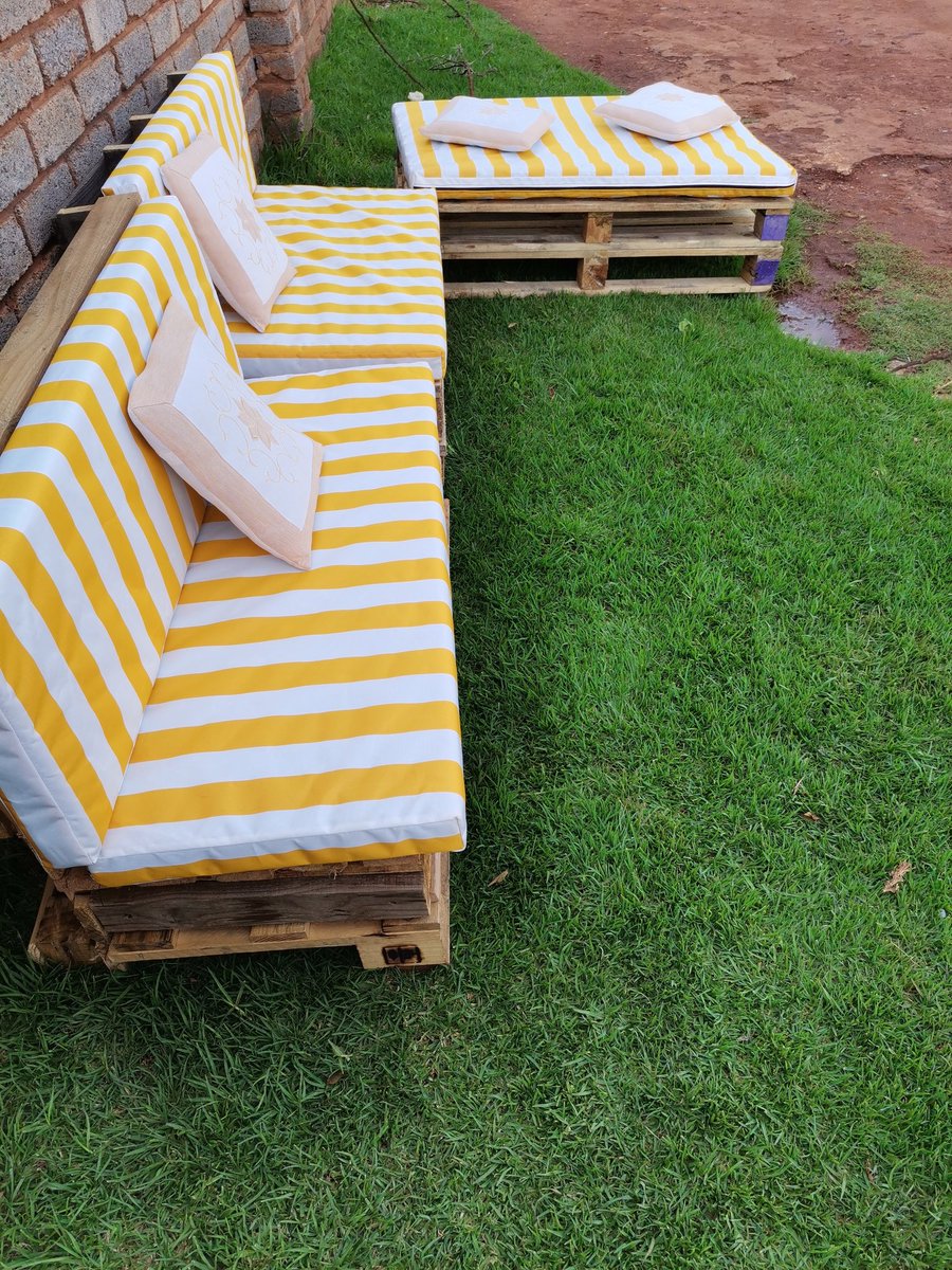 Theo_Mamoge's tweet image. 