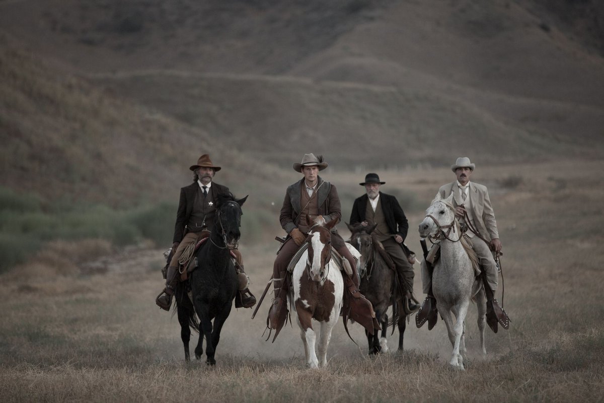 Film4's tweet photo. In the Old West, sheriff Kurt Russell, his deputy Richard Jenkins, gunslinger Matthew Fox and cowboy Patrick Wilson embark on a mission to rescue loved ones from a ferocious unseen threat.

Bone Tomahawk, a unique horror-Western hybrid, is unleashed tonight at 10.50pm. https://t.co/20P4JdnOnv