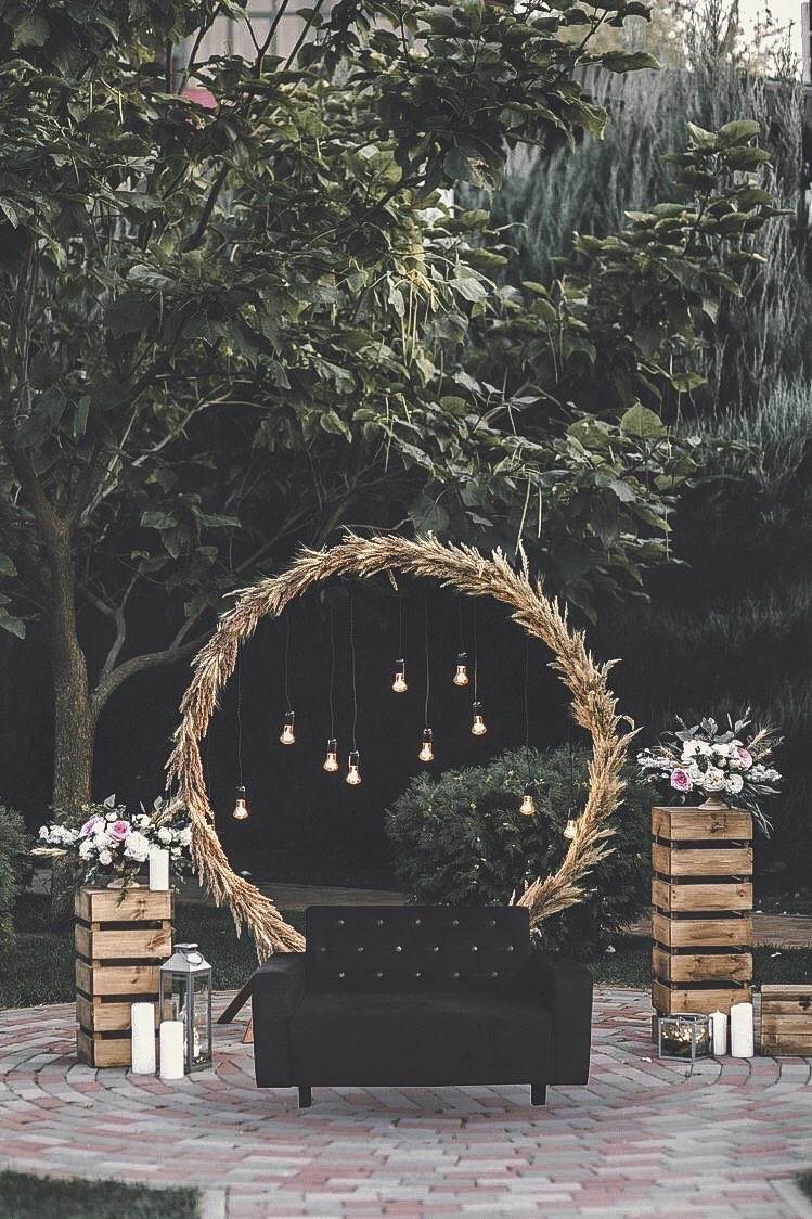VrajWedding's tweet photo. Wedding black sofa available on rent #wedding #weddingday #weddingsofa #weddingblacksofa #weddingsitting #weddinginspiration #weddinplanner #weddingfurniture #beautifulsitting #furniturerentals https://t.co/1vA01Nawx5