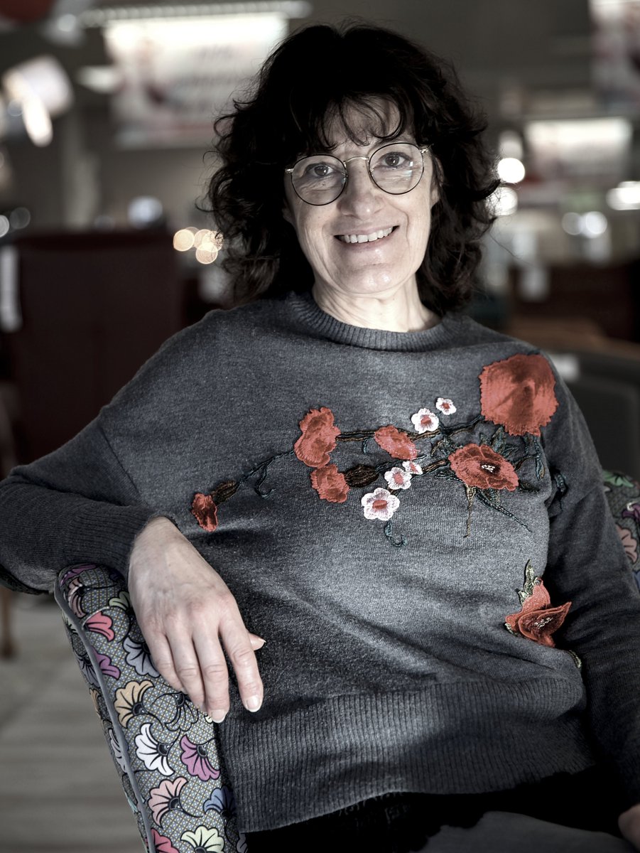 Shooting photo pour mise en avant sur le Web des meubles PECHELOCHE à Saint James by 
<a href="/LesauvageStpha1/">Stéphane</a> pour la CCI Ouest Normandie... 
<a href="/CCIOuestNormand/">CCI Ouest Normandie</a>