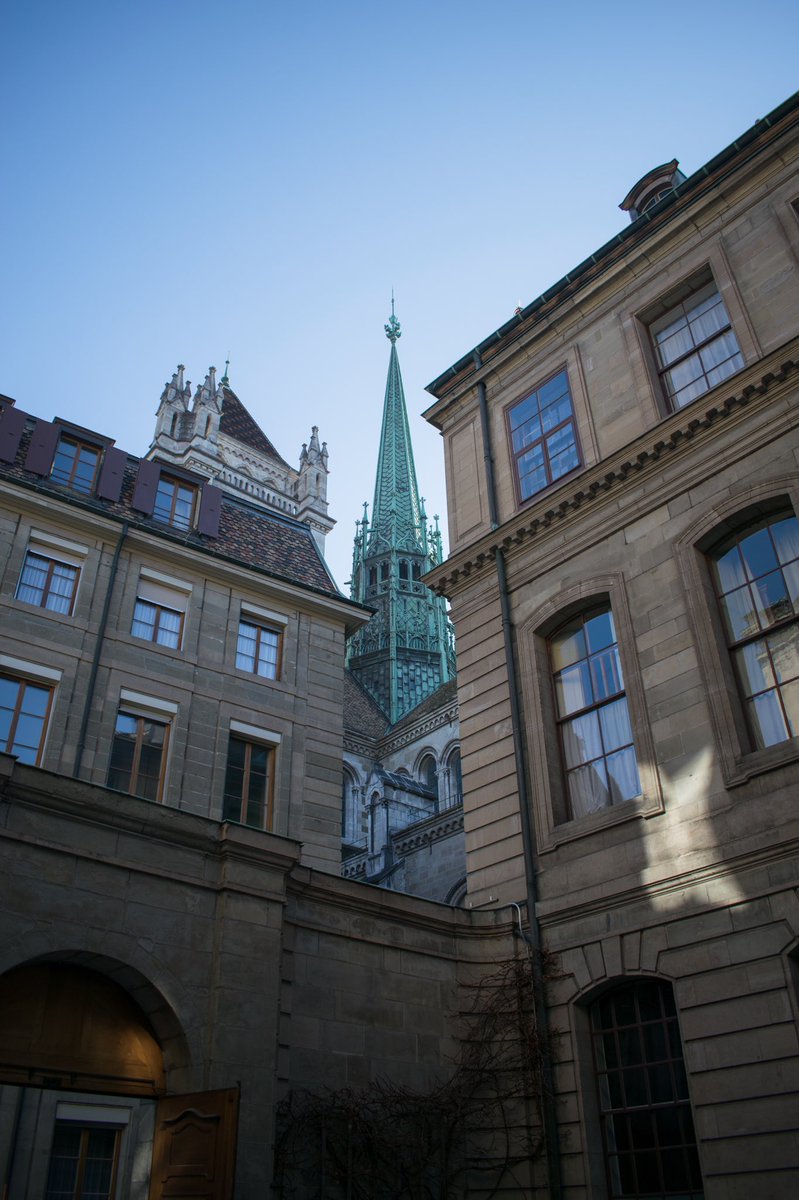 FramesTimeless's tweet image. My mistake was not remembering that i had this account so i upload some of the pics to my main one. Anyways.

#city #cityscape #Urbanismo #urbandesign #dslr