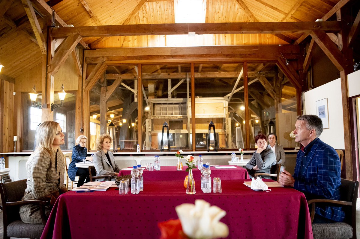 Koningin Máxima bezoekt het BovenIJ ziekenhuis in Amsterdam-Noord. Het werkbezoek staat in het teken van de gevolgen van de coronapandemie voor de reguliere zorg en het sociaal domein.
koninklijkhuis.nl/actueel/nieuws… #COVID19