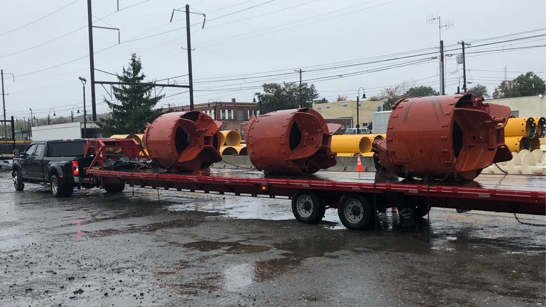 EquipCorp's tweet photo. We carry large-diameter drilling tools. These 60- and 66-inch BAUER Rock Buckets shipping out of ECA Philadelphia are a recent example. #BAUERTools #DrillingTools https://t.co/99AbWJtc1S