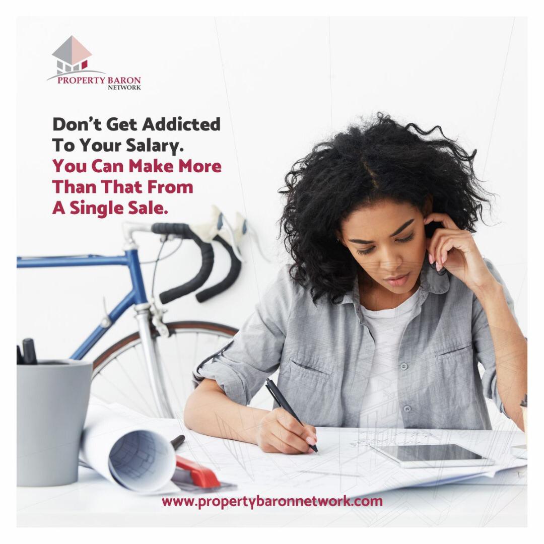 PropertyBaronN's tweet photo. While wait for salary when you can earn extra income in a single transaction?
It's almost impossible, if not impossible to go a day without spending money.

We have a better and more relieved way for you to earn without stress on either you or your Job...https://t.co/vVlDDzo7dv https://t.co/l7SpwPCO2y