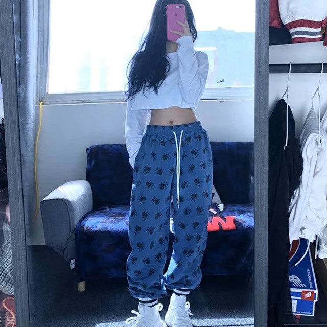 Sm1Korean's tweet photo. Korean Style 💕💕 🇰🇷
High Waist Loose Jogging Pants 💕💕
https://t.co/NlWq2h1ByQ
#kstyle #selfie #style #fashionstyle #fashionkorea  #koreanstyle #outfit #pants #look #outfitoftheday #kawaii #japan #kpop #uzzlangstyle #uzzlang  #closet #clothes #busan #koreansm1 
by. AliExpress https://t.co/63HJ8qkVfG
