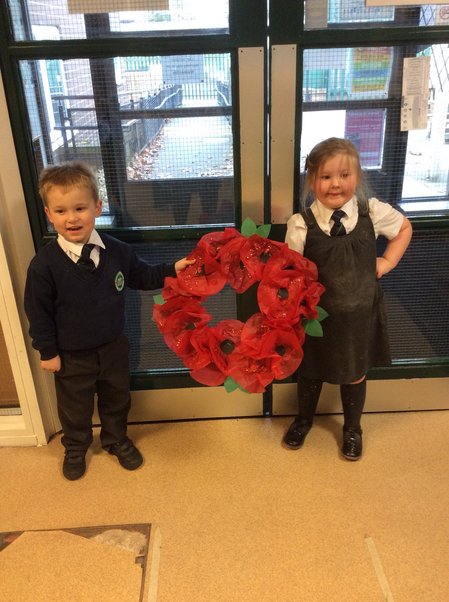 ASA_FS1's tweet photo. We have really enjoyed making our poppy wreaths for Remembrance Day. Lest we forget @PoppyLegion #ASACommunityChampion https://t.co/QjcRRzEeEU