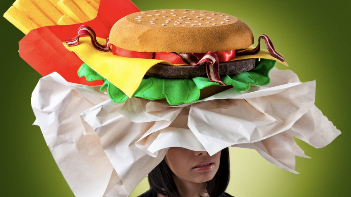 ECrowens's tweet photo. #PWPoePrompts OTI The End. The end of innocence. The end of her #Diet. #amwriting #darkhumor #datingnightmares #Hollywood #mystery #Pitchwars #writerscommunity #cheeseburger cheeseburger No Pepsi #SNL I'll have what she's having https://t.co/GJsQDR495S