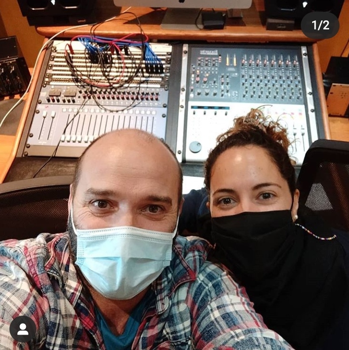 JuglansMusic's tweet photo. Retocs finals i màster del disc de nadales del Cor Ixent de Fornells de la Selva. Un plaer poder compartir projecte amb la directora de la coral, Alba Juandó!
#FornellsdelaSelva #CorIxent #Coral #Gravacio #masterDisc #RecordingStudio https://t.co/PcgDNlsw96