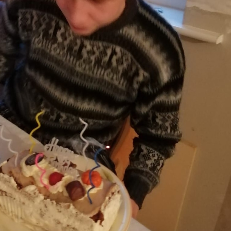 IrishHostFamily's tweet photo. Birthday celebrations https://t.co/yPAZkb2MNs