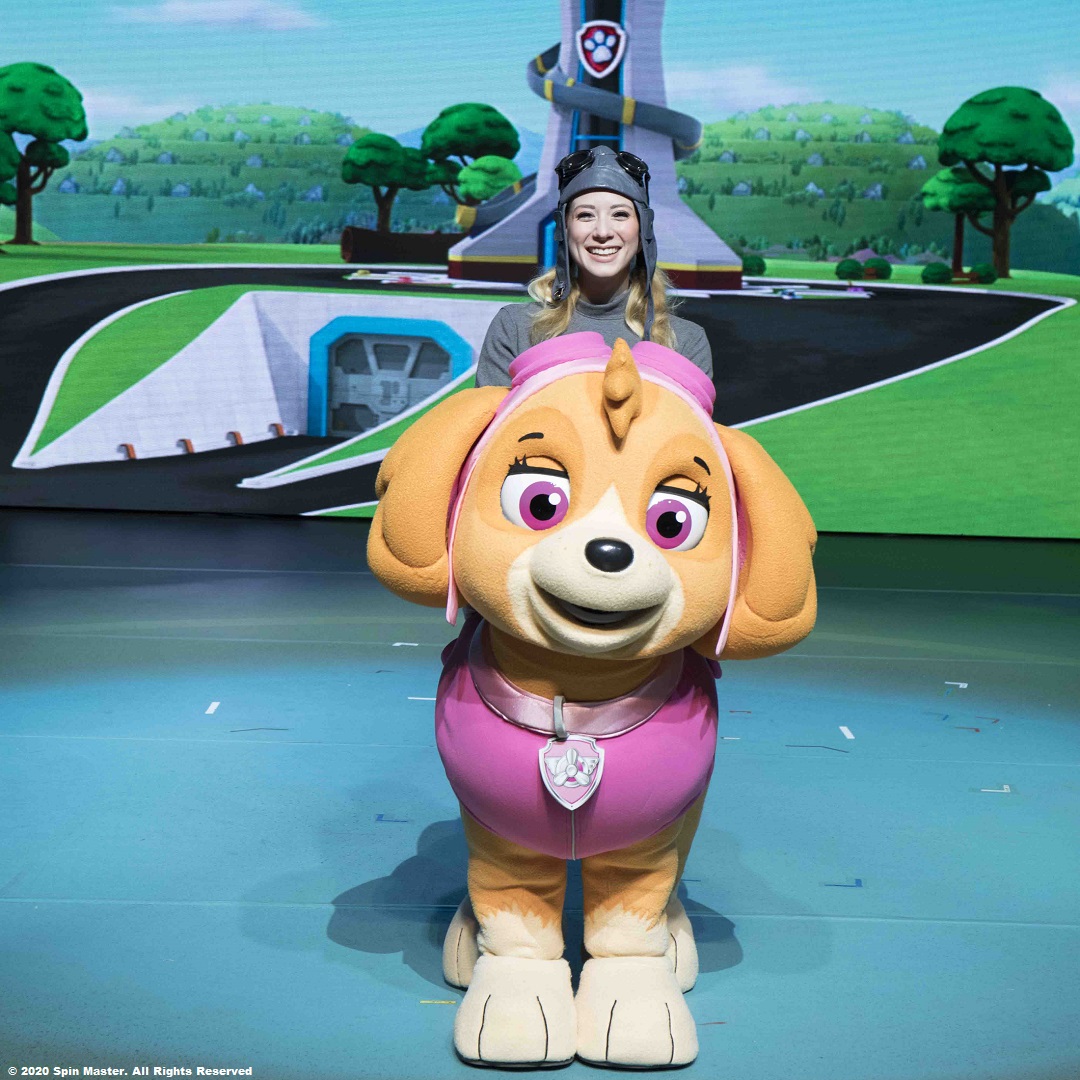 stuiten op Belofte onvergeeflijk PAW Patrol Live! on Twitter: "Did you know? 🐾 Skye is a fearless daredevil  pilot pup - a cute and smart cockapoo who loves to soar high. She's very  active, and when