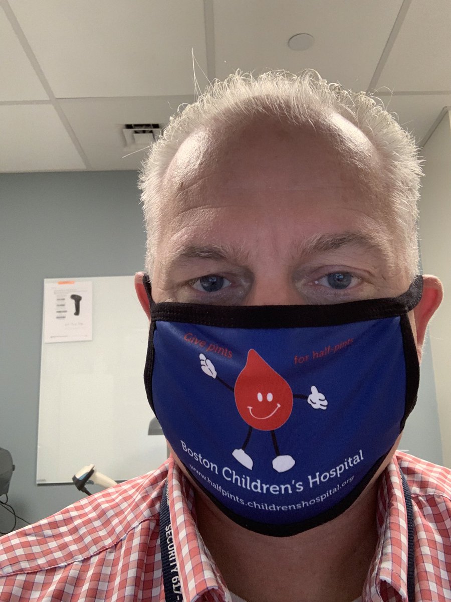 gumprx's tweet photo. After all the craziness this week, I decided to give blood! #pintsforhalfpints https://t.co/1RNofari2p