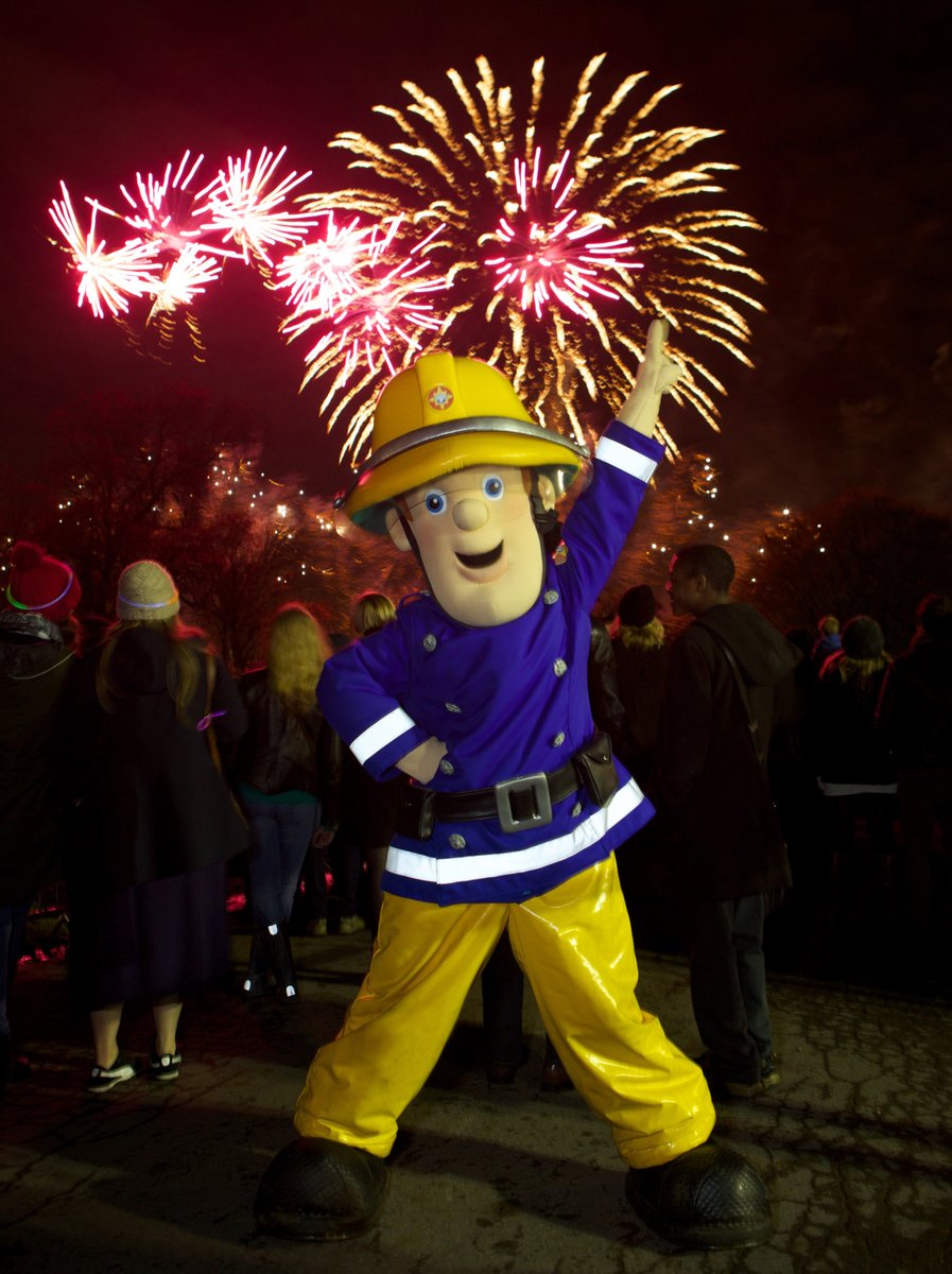 RainbowMascots's tweet photo. π B O N F I R E N I G H T π
With more people celebrating at home this year, it is more important than ever to follow #TheFireworkCode!
Have a great evening and #staysafe
#bonfirenight #FiremanSam #Mascots https://t.co/smp01t5QDl