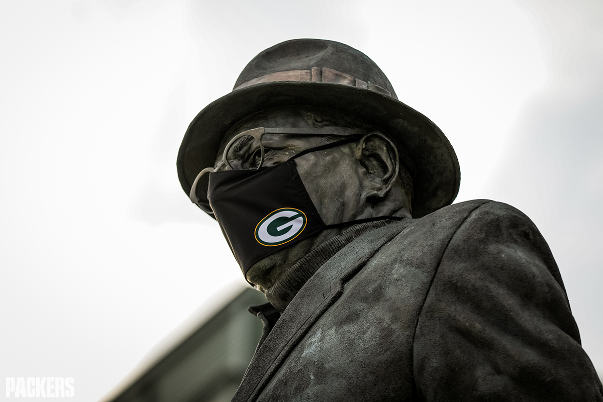 packers's tweet photo. #MaskUpWisconsin https://t.co/z0xU9inKQc