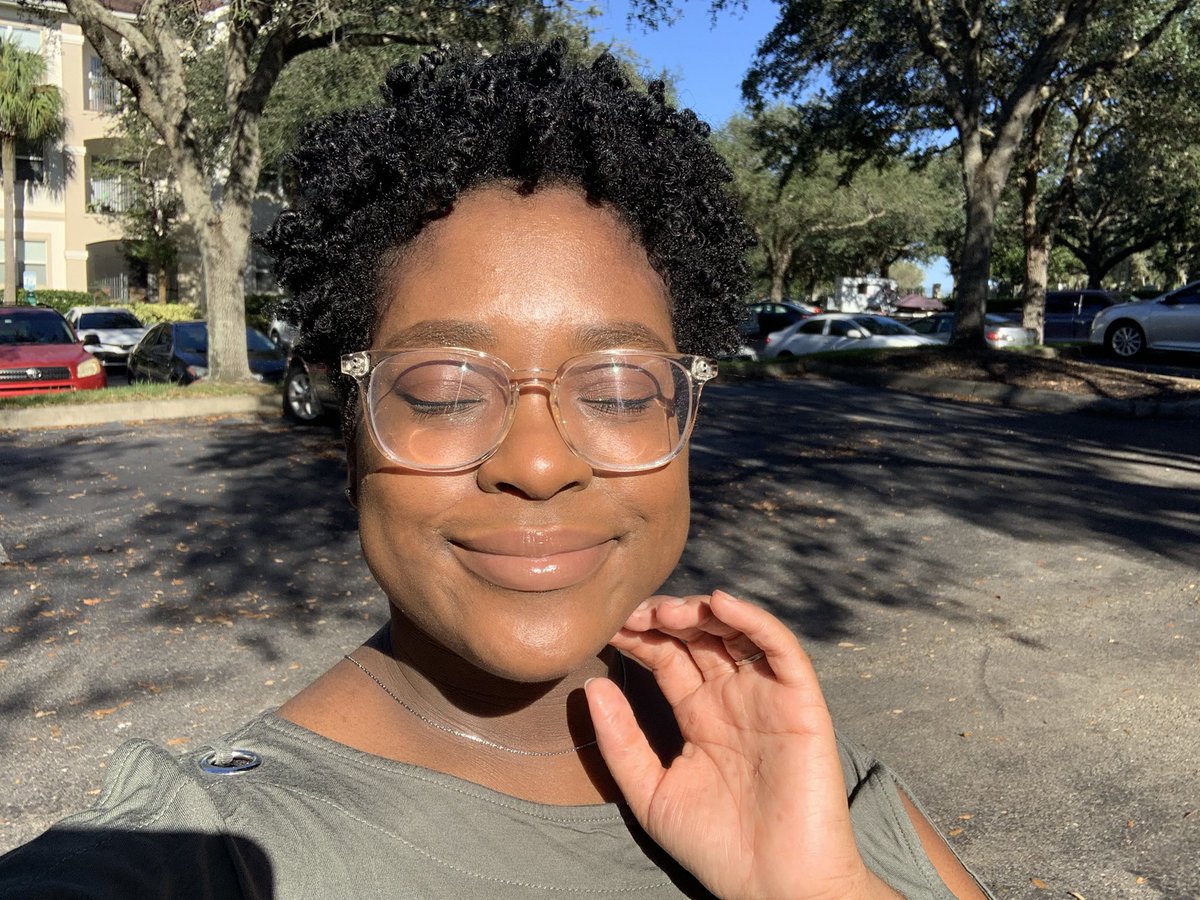 organicallytati's tweet photo. Cut my hair and I love it ✨❤️ #twa #shortnaturalhair #naturalhair #type4hair https://t.co/w8aHsfFw7Y