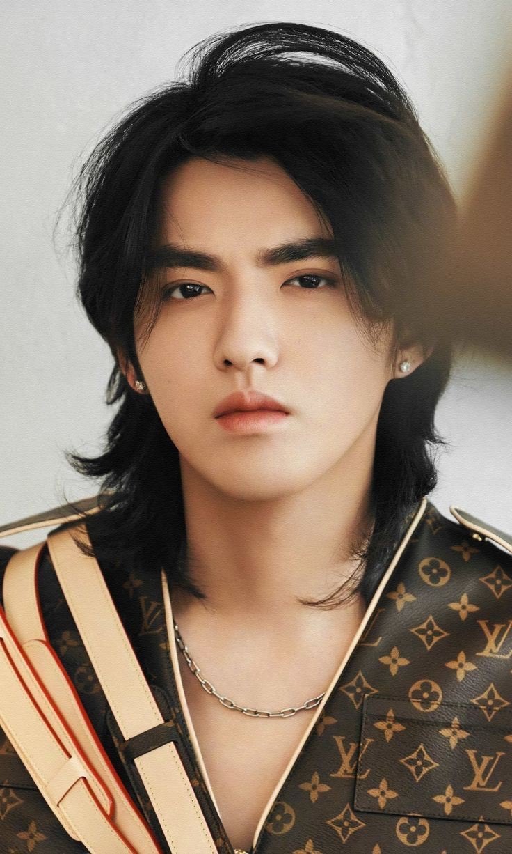 HAPPY BIRTHDAY KRIS WU
- dr aku yg masih mengharapkan mantan 