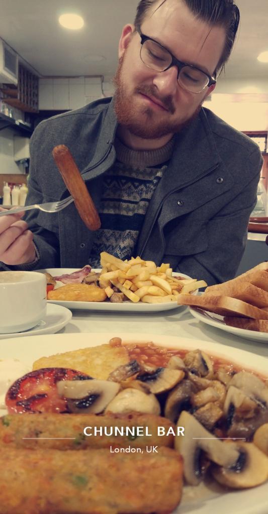 Well the pandemic really put a halt on going out to eat for us so please enjoy some old photos of  @Kyle_Bindas longingly looking at his food in my favorite Twitter thread I've ever made.