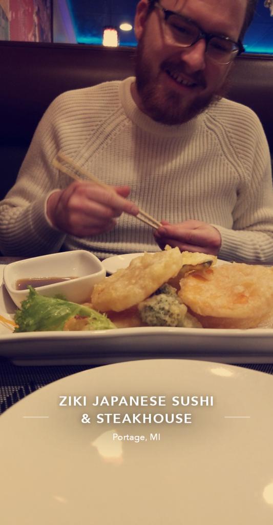 Well the pandemic really put a halt on going out to eat for us so please enjoy some old photos of  @Kyle_Bindas longingly looking at his food in my favorite Twitter thread I've ever made.