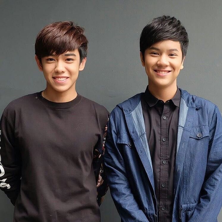 sivk_'s tweet image. เติ้ดรู้จักวงเดียว วงการบันเทิงไทย 55555555555​55555555555​55555555555​55555555555