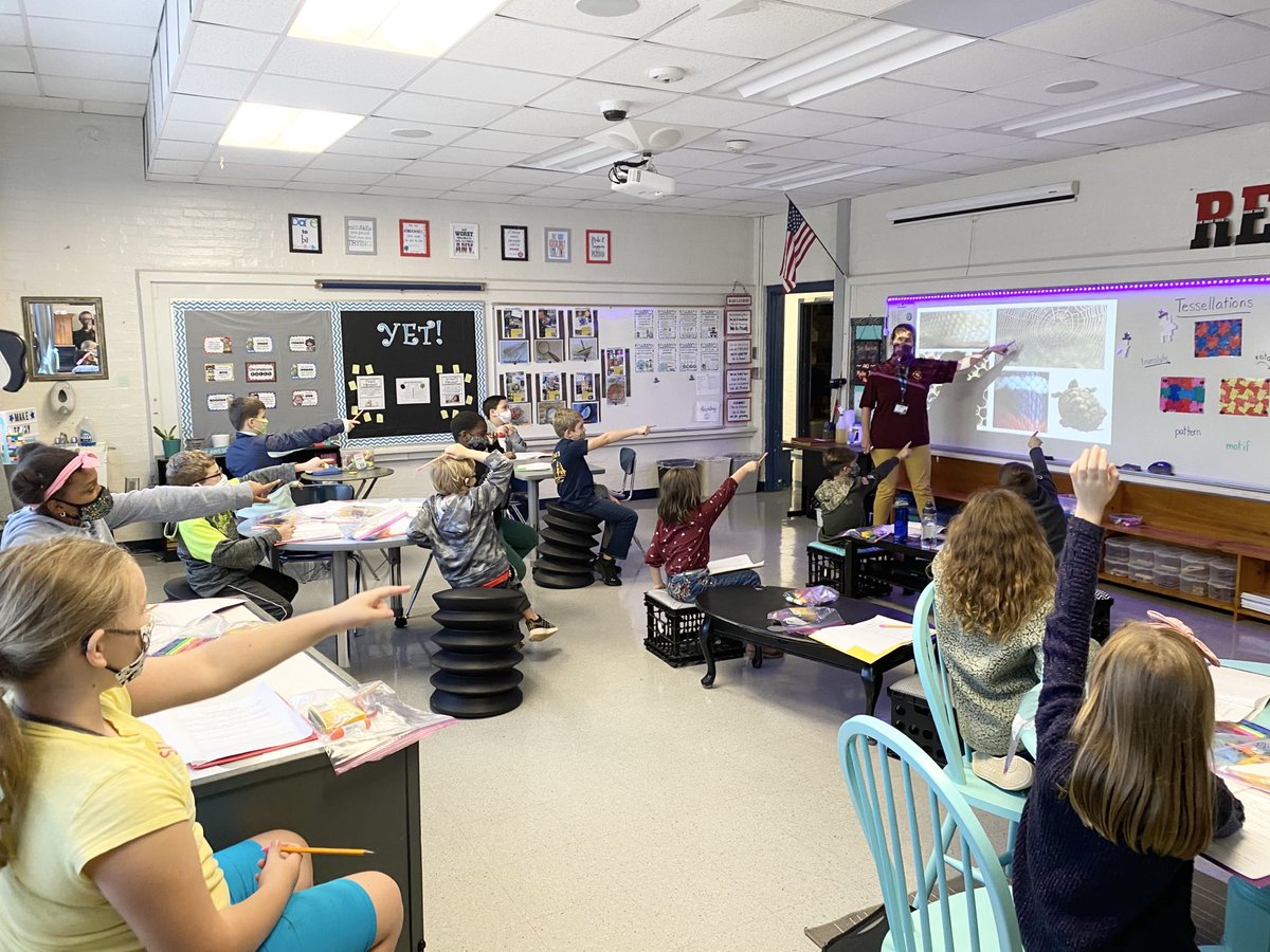 DrNormanCSauce3's tweet photo. ⁦@GriffinSpalding⁩ #ProgramChallenge teacher ⁦@amybrowngscs⁩’ gifted students are thrilled to share with her all that they learned about “tessellation!” I told them that I was clearly not advanced enough to be in their class... #GSCSRunWith2020Vision https://t.co/5mjQdbyRXw