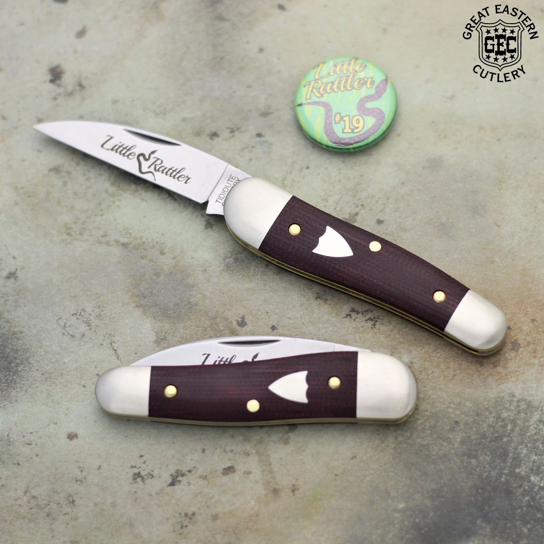 GreatEasternCut's tweet photo. #19 Little Rattler in Coral Canvas Micarta

Shipping to Distributors this Week

#knife #knives #pocketknife #edc #gear #madeinusa #sharp https://t.co/9MjhJme5A4