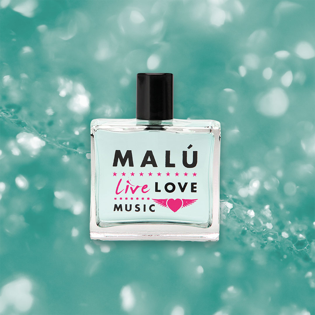 MaluFragancias's tweet photo. 💙 Con #MalúLive y #Oxígeno de @_maluoficial_ los lunes saben un poco menos a lunes. 💙 #EnjoyTheWeek
.
.
.
#Malú #fragancias #music #musica #maluleras #MaluMusic #motivation #aroma #fraganciafemenina #edt #starsfragancias https://t.co/7je7HwoRdK